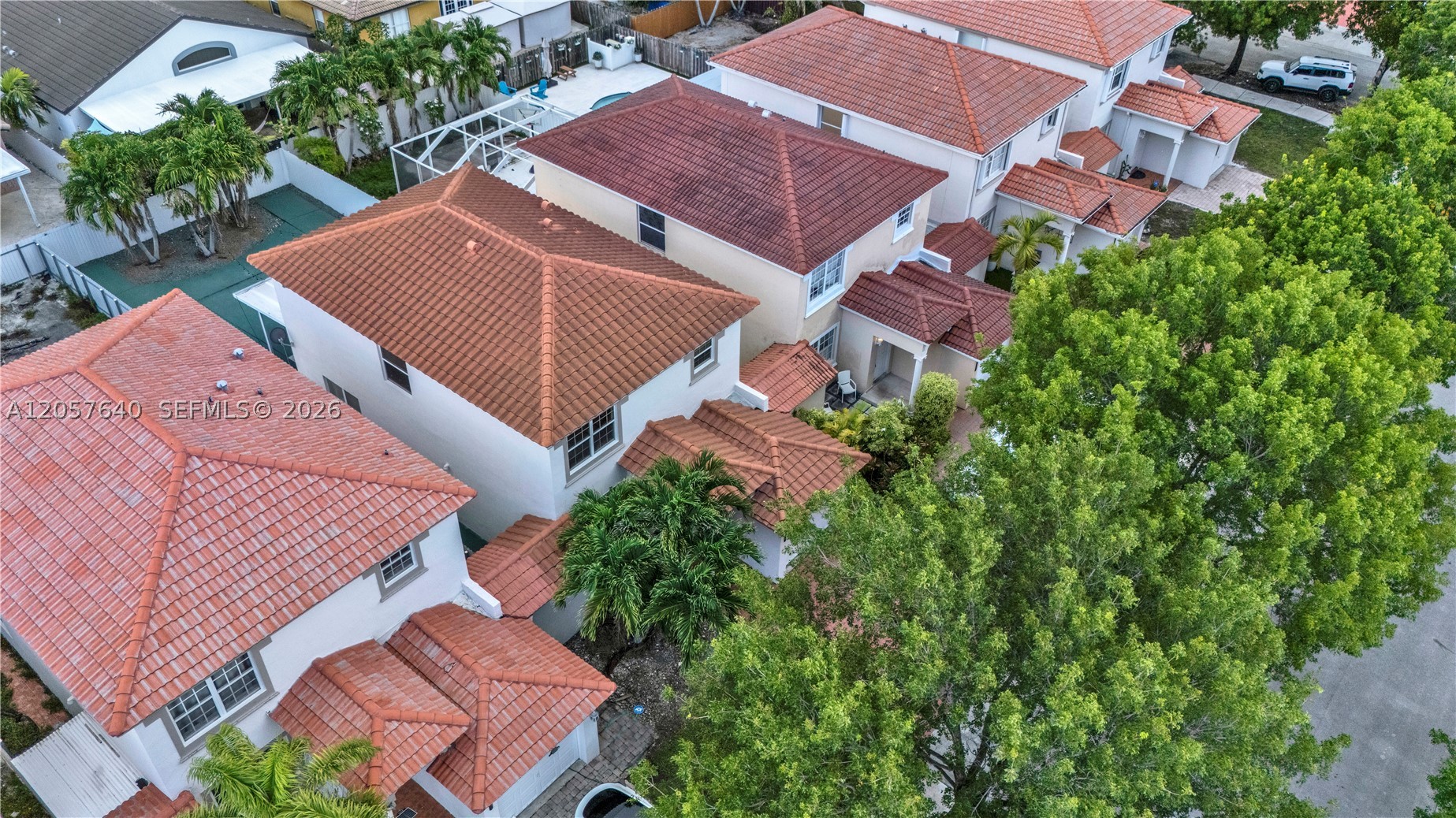A B AT TAMIAMI TRAIL PHAS - Residential