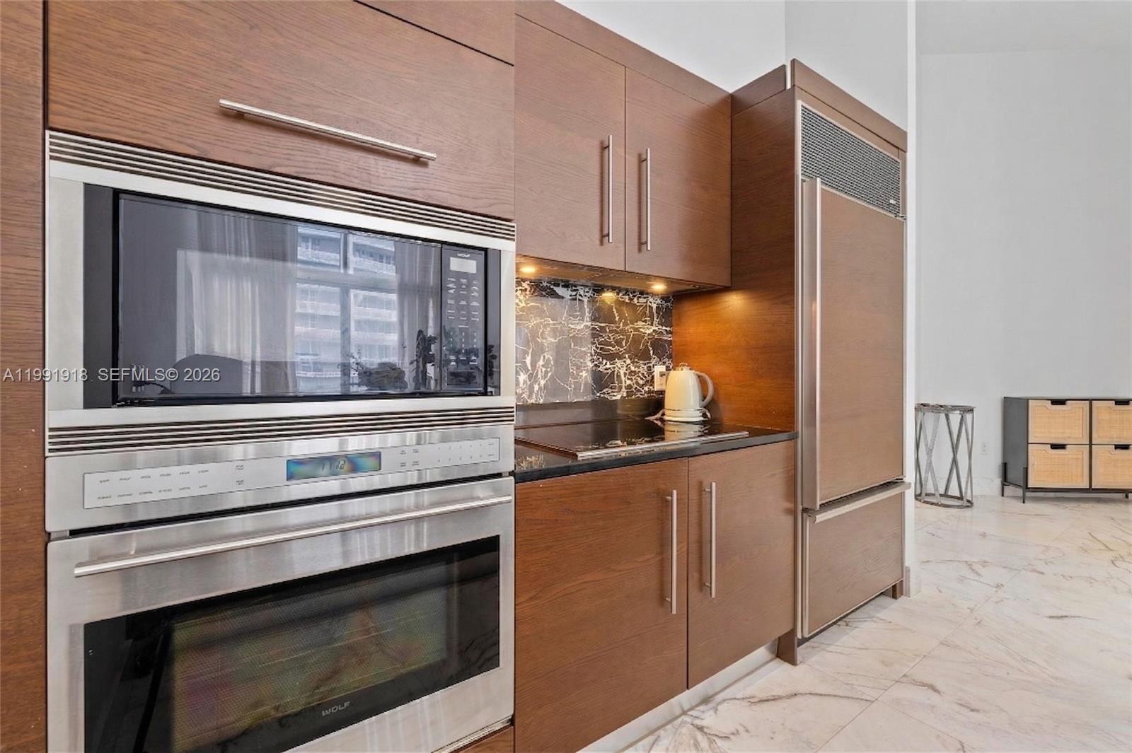 ICONBRICKELL CONDO NO 1 - Residential