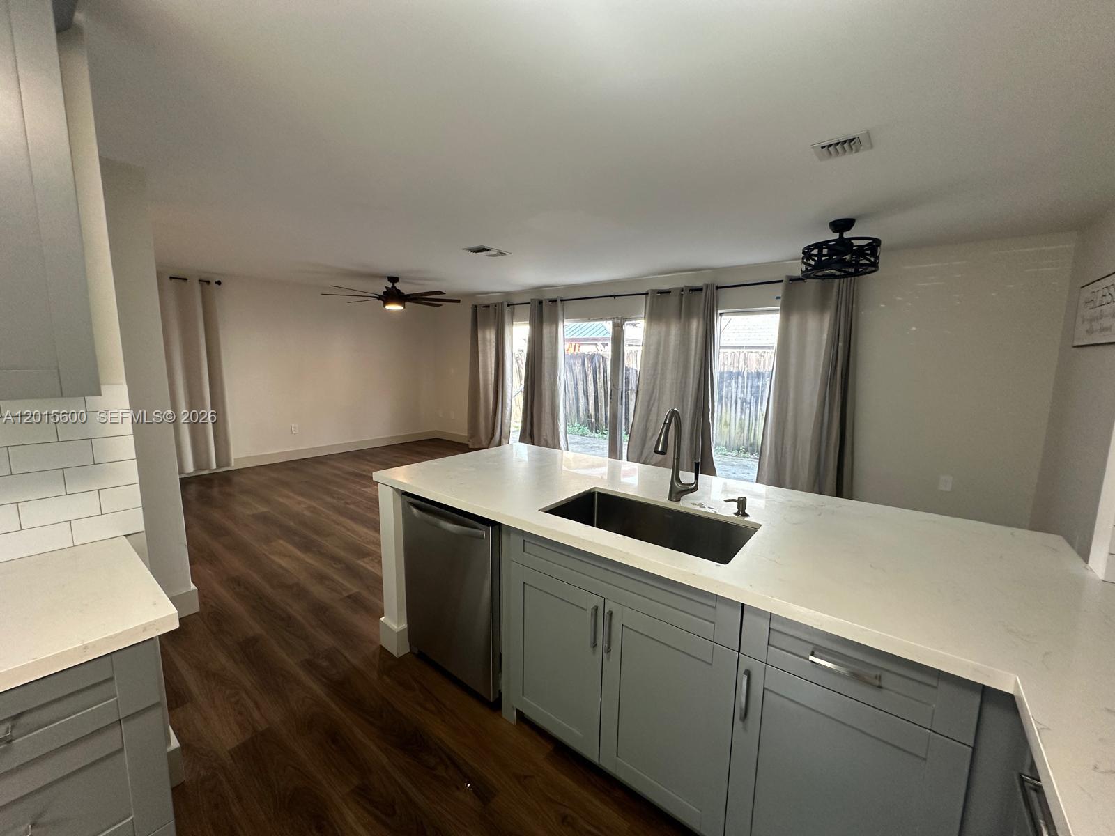 PANACHE SEC 3 - Residential