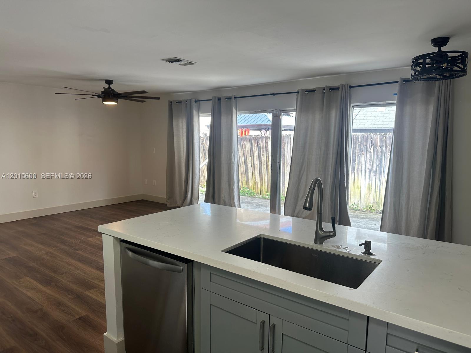 PANACHE SEC 3 - Residential