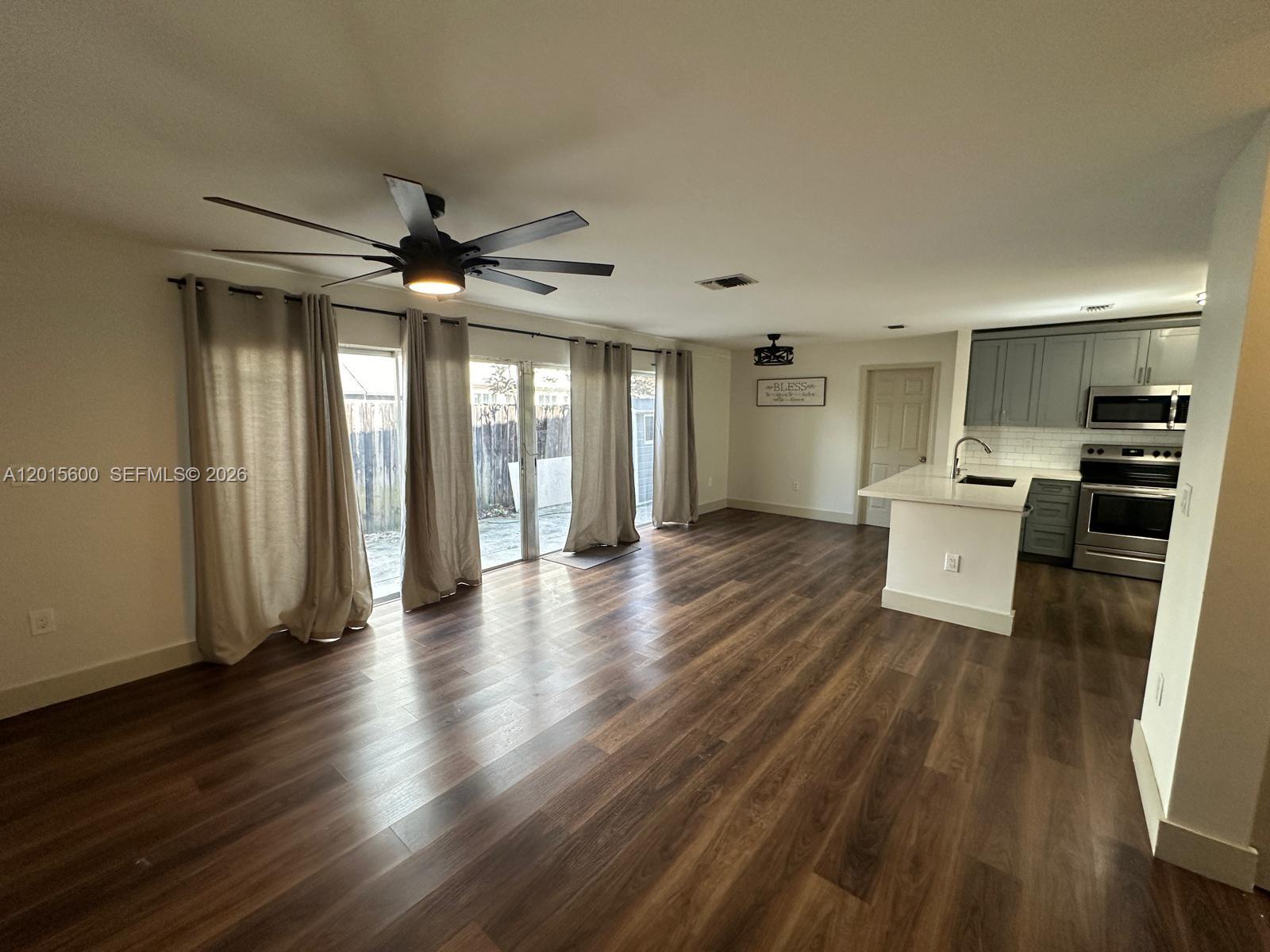 PANACHE SEC 3 - Residential