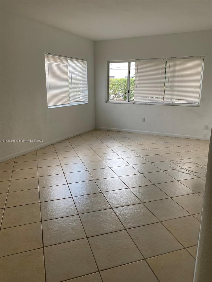 RIVE MARSEILLES CONDO - Residential Lease