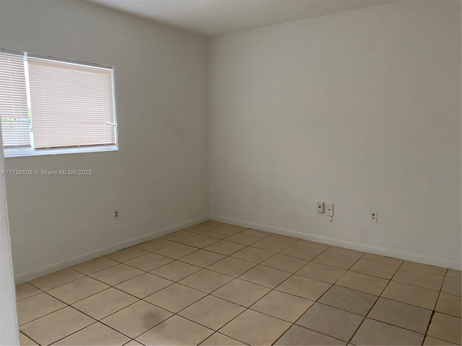 RIVE MARSEILLES CONDO - Residential Lease