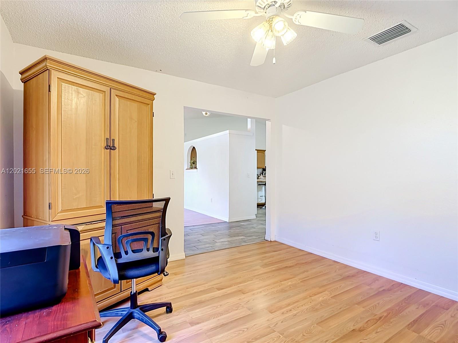 POINCIANA ESTATES SEC B - Residential