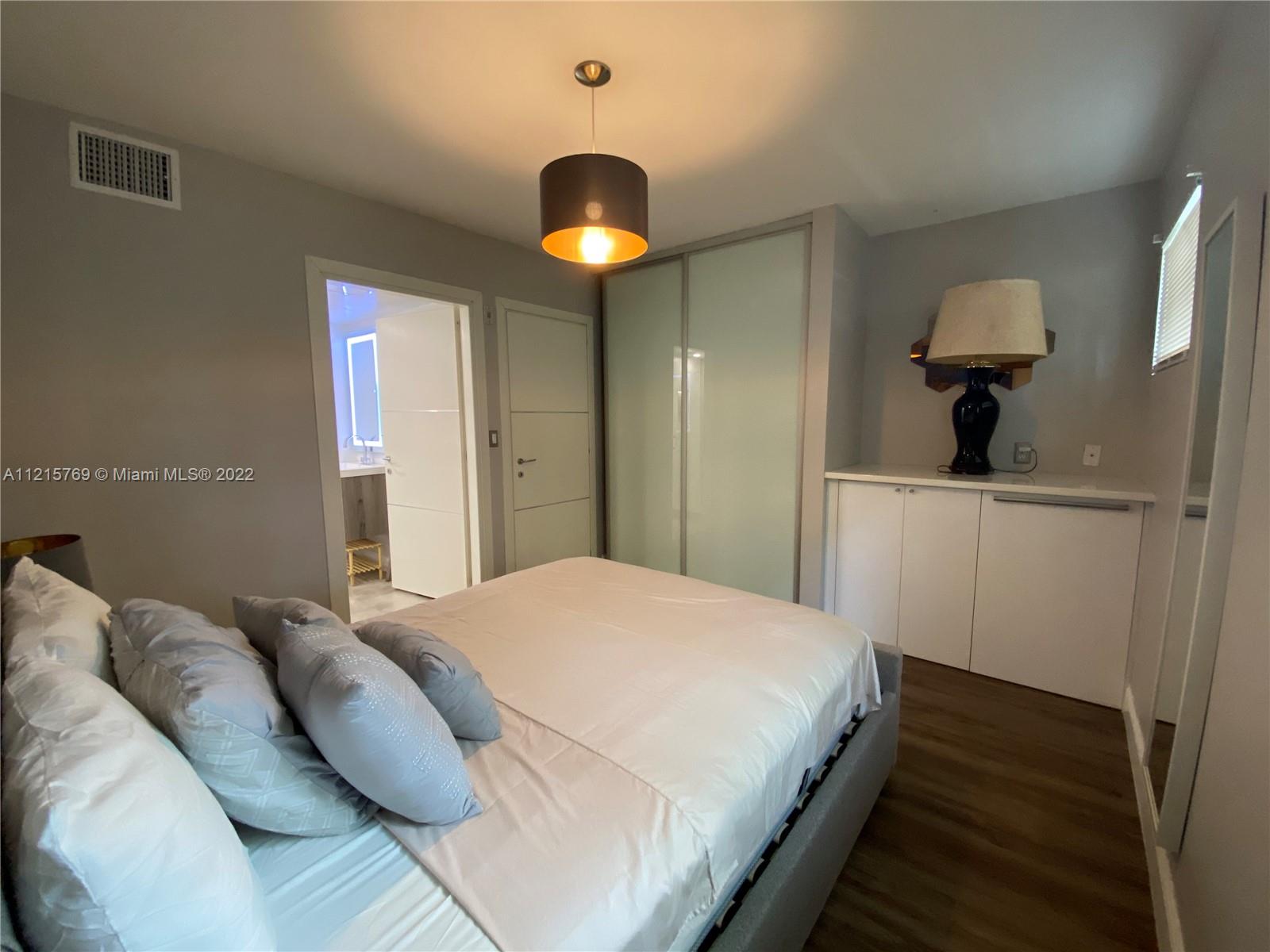 ETRURIA CONDO - Residential Lease