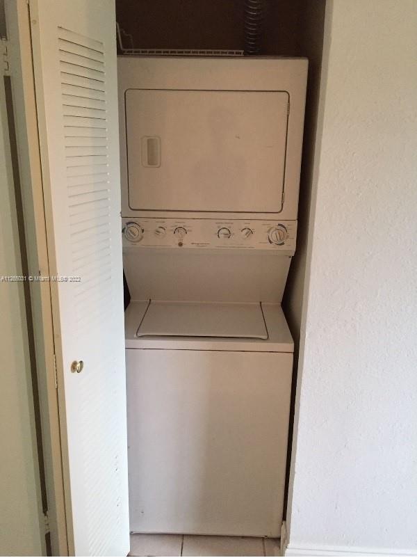 WATERVIEW CONDO - Residential Lease