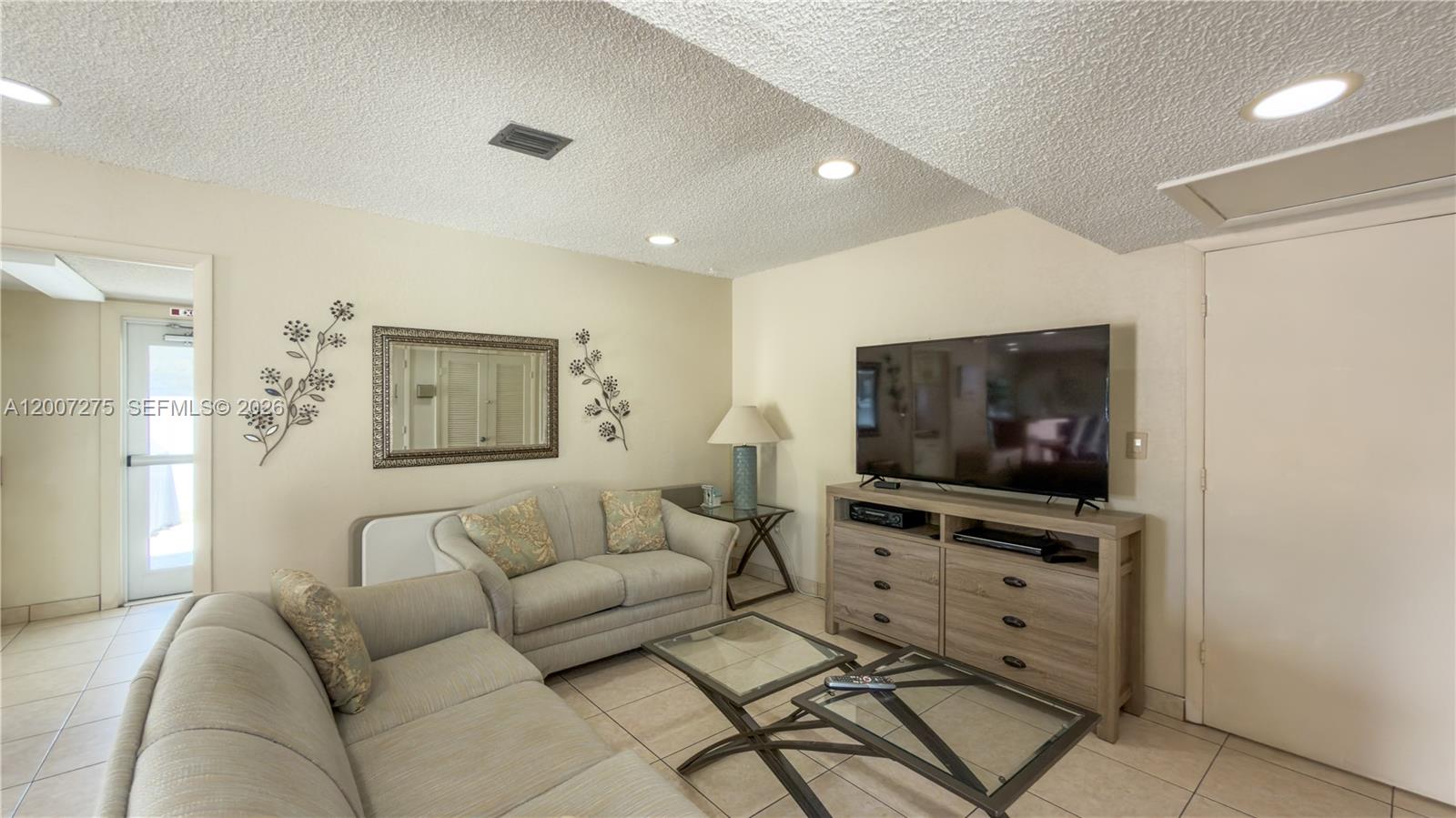 DELPHI TOWERS CONDO - Residential