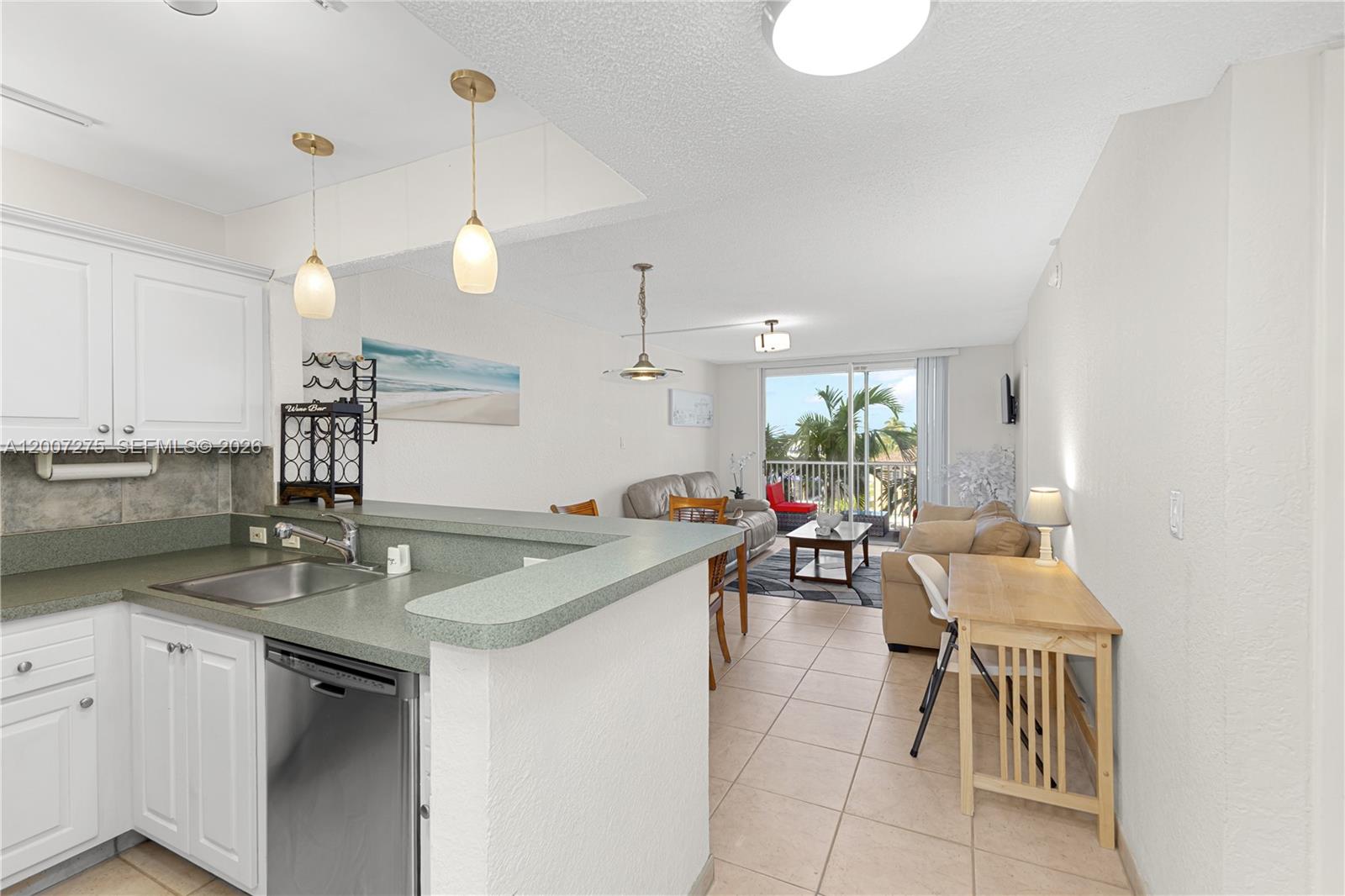 DELPHI TOWERS CONDO - Residential