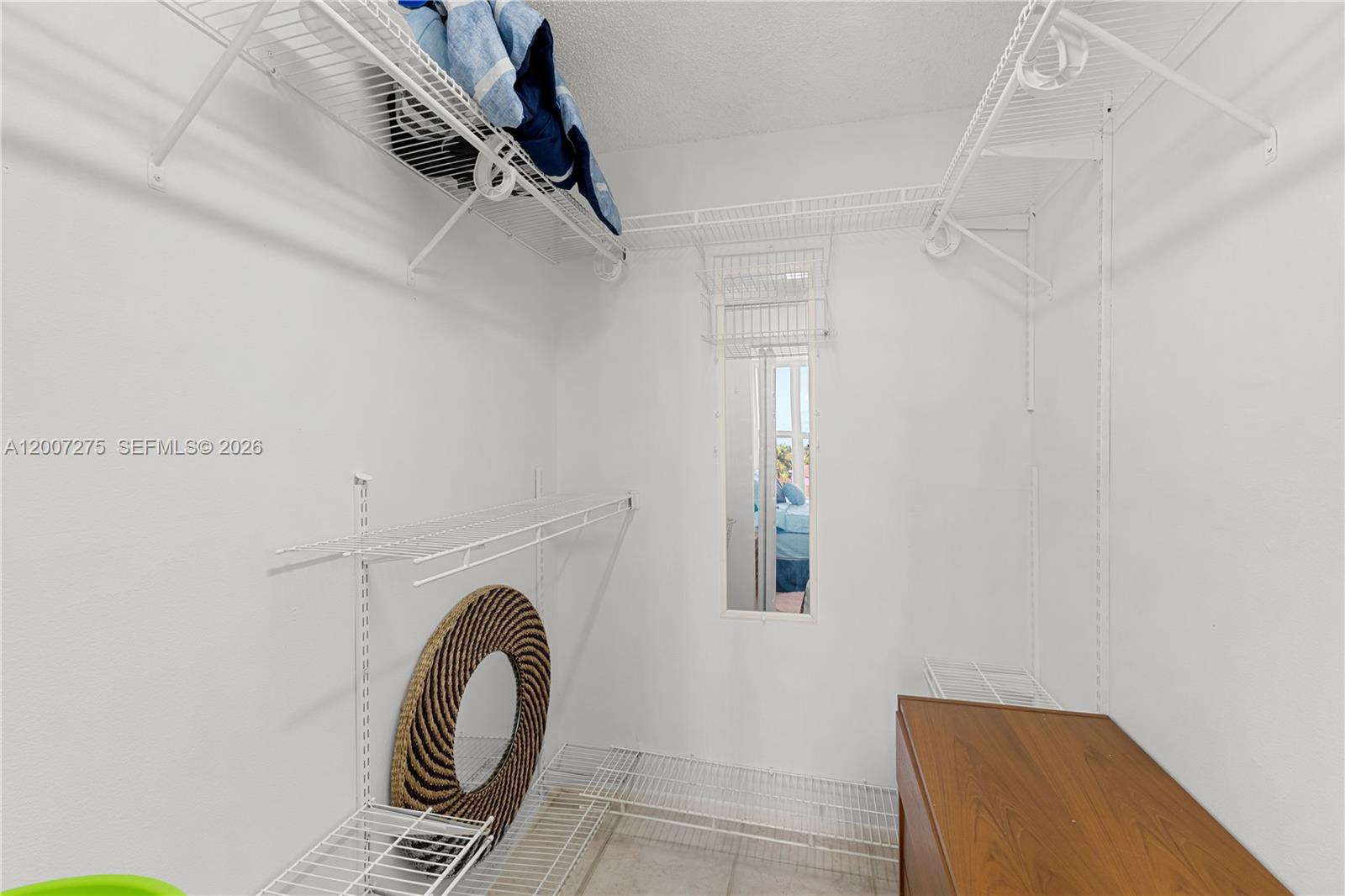 DELPHI TOWERS CONDO - Residential