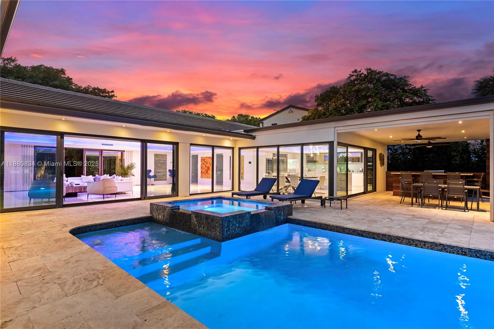 HOLLYWOOD GOLF ESTATES SE - Residential