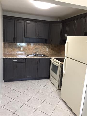 MARKHAM I CONDO - Residential