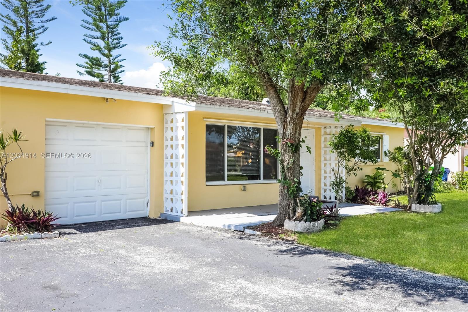 SUNRISE GOLF VILLAGE - Residential Lease