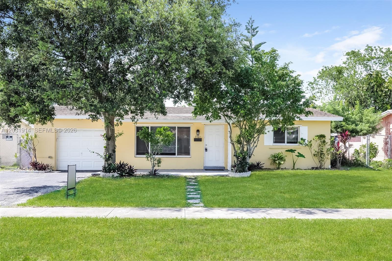SUNRISE GOLF VILLAGE - Residential Lease