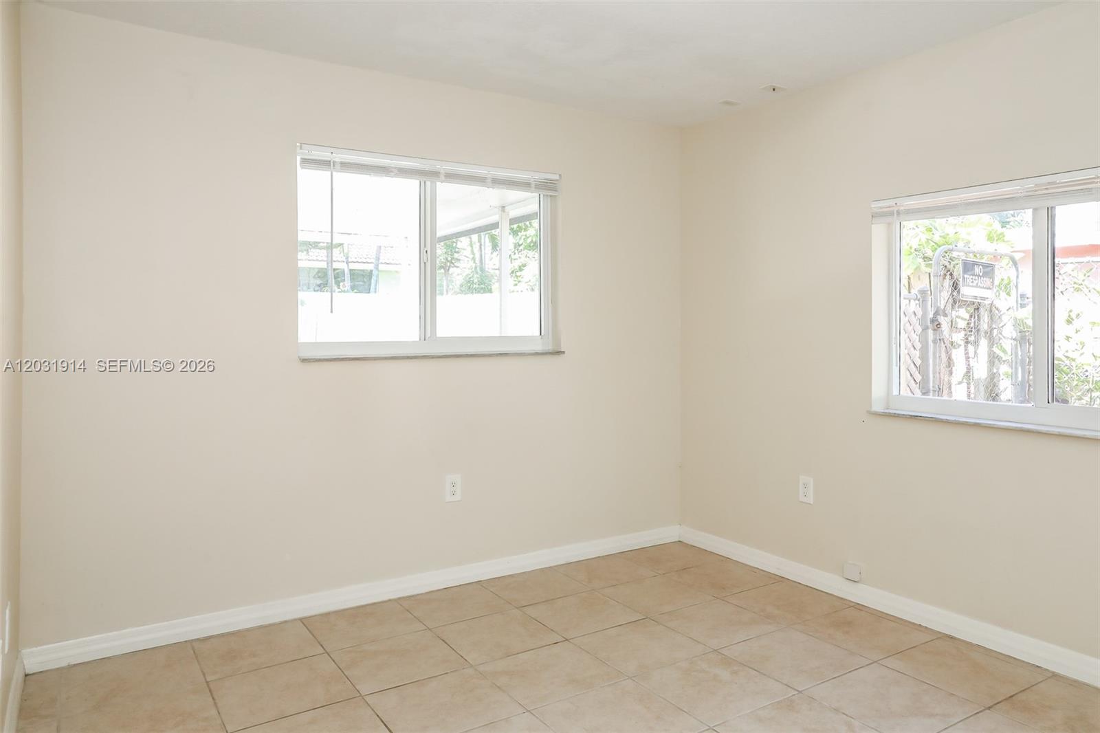SUNRISE GOLF VILLAGE - Residential Lease