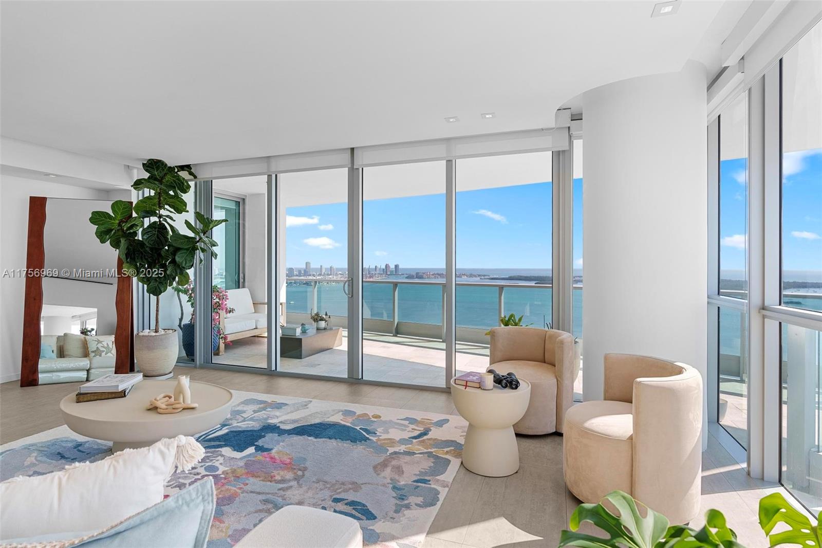 JADE RESIDENCES BRICKELL - Residential