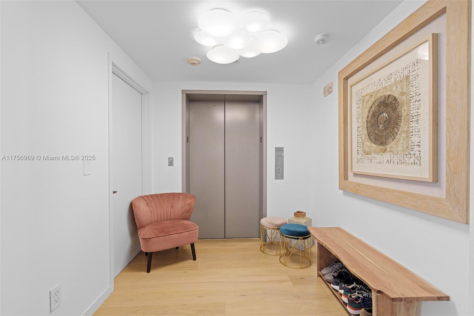 JADE RESIDENCES BRICKELL - Residential