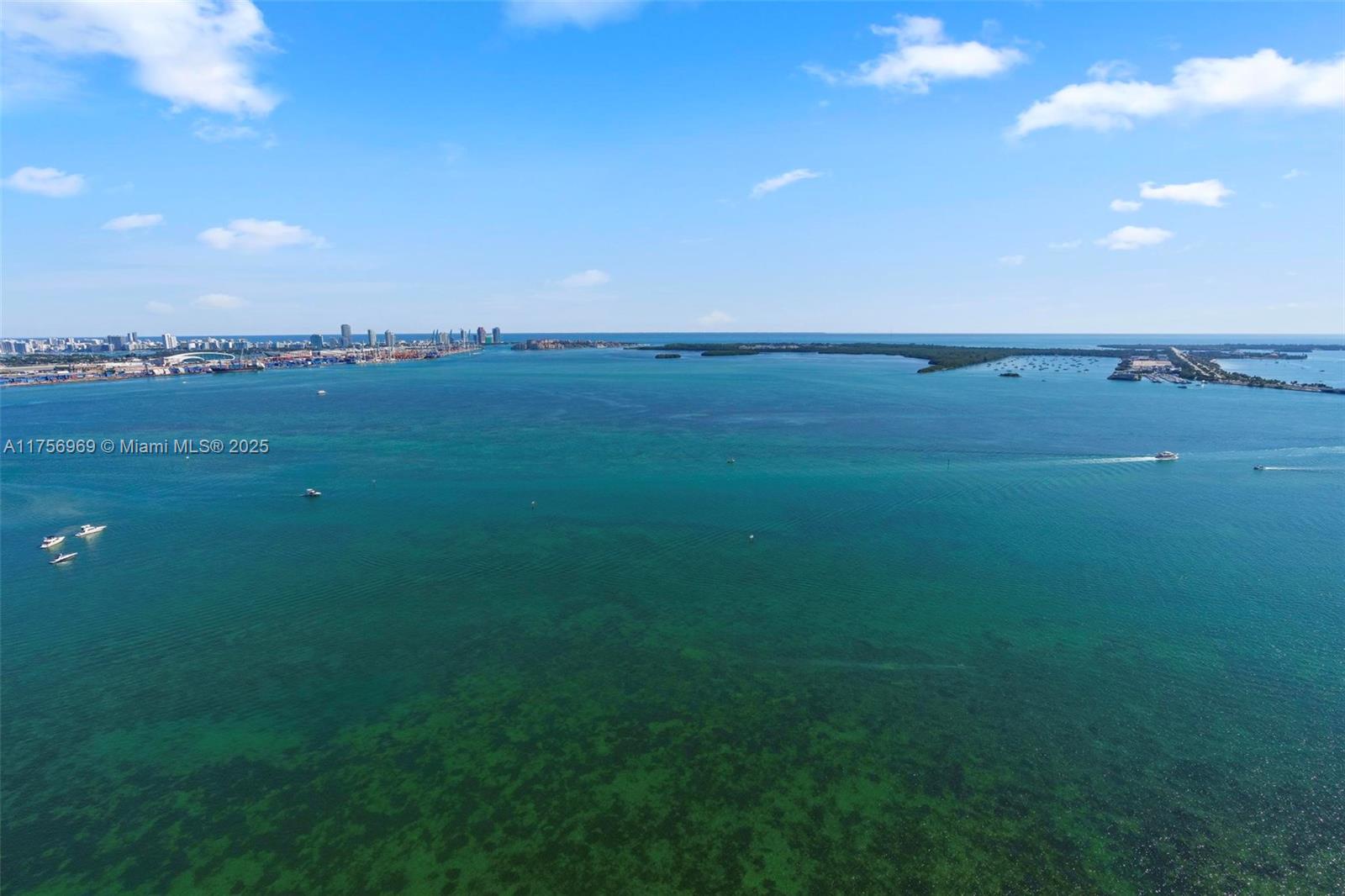 JADE RESIDENCES BRICKELL - Residential