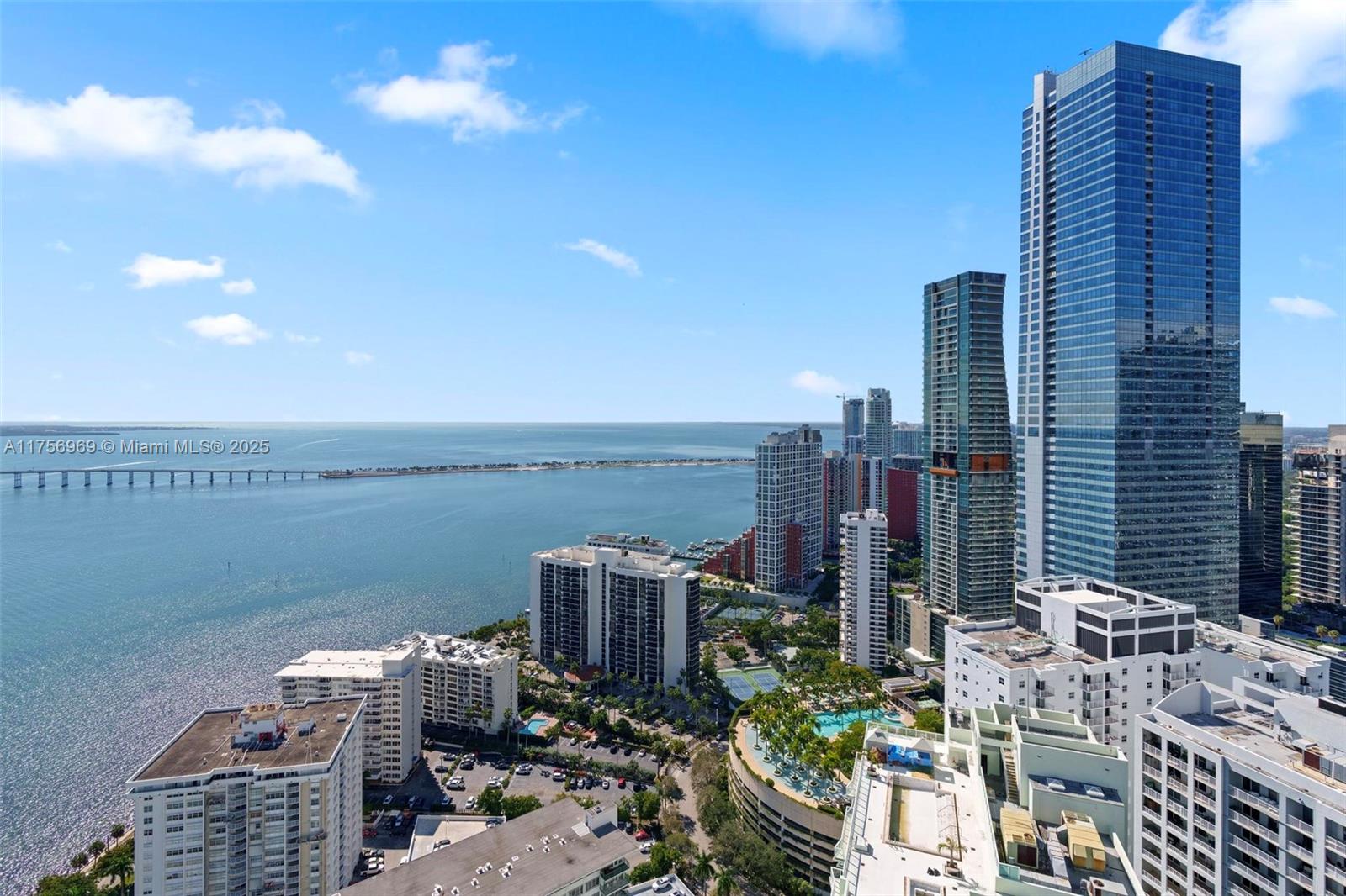 JADE RESIDENCES BRICKELL - Residential