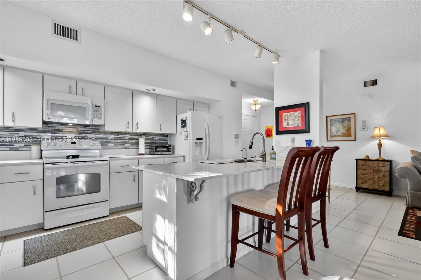 STRATFORD AT ABERDEEN CON - Residential