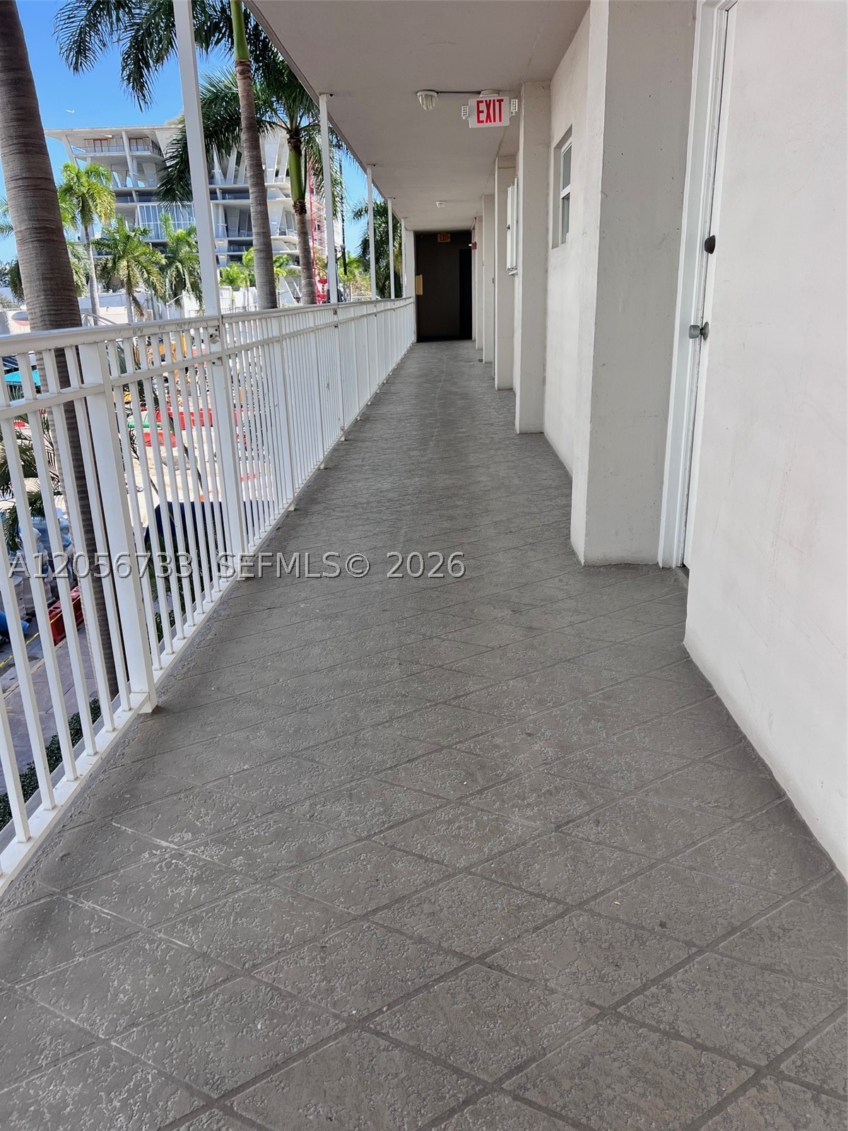 LINCOLN TOWERS CONDO - Residential