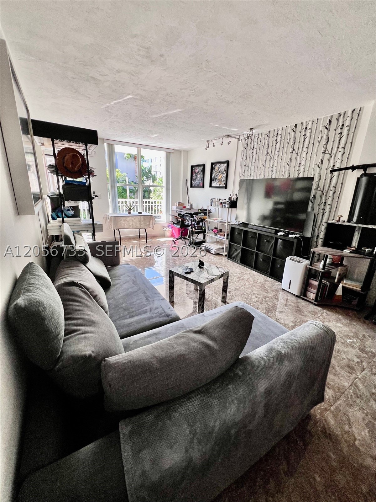 LINCOLN TOWERS CONDO - Residential