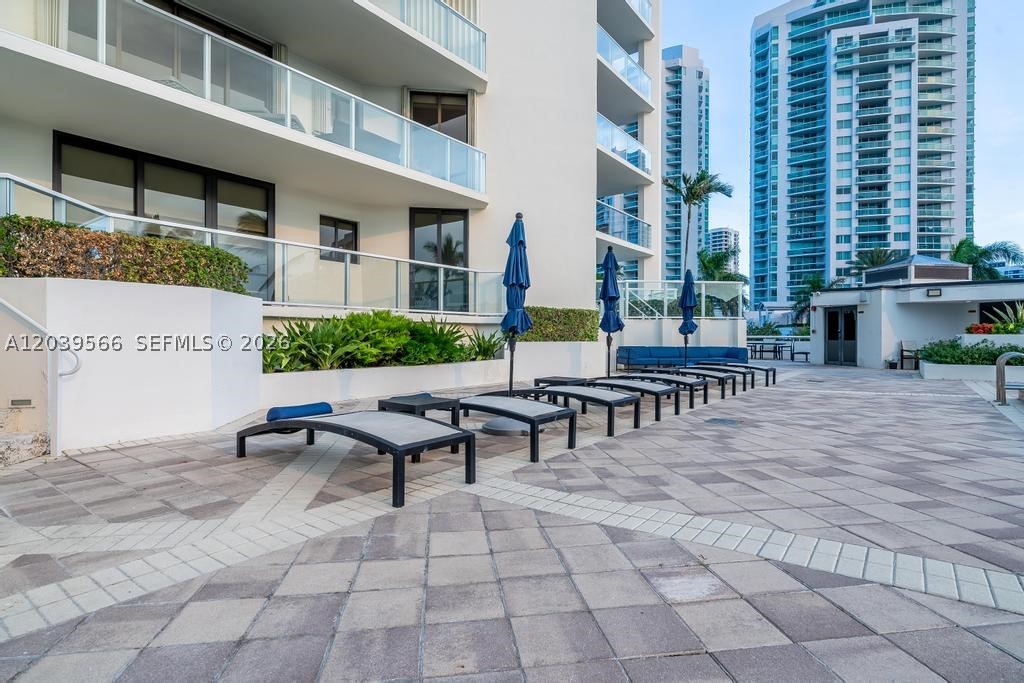MARINA TOWER CONDO - Residential