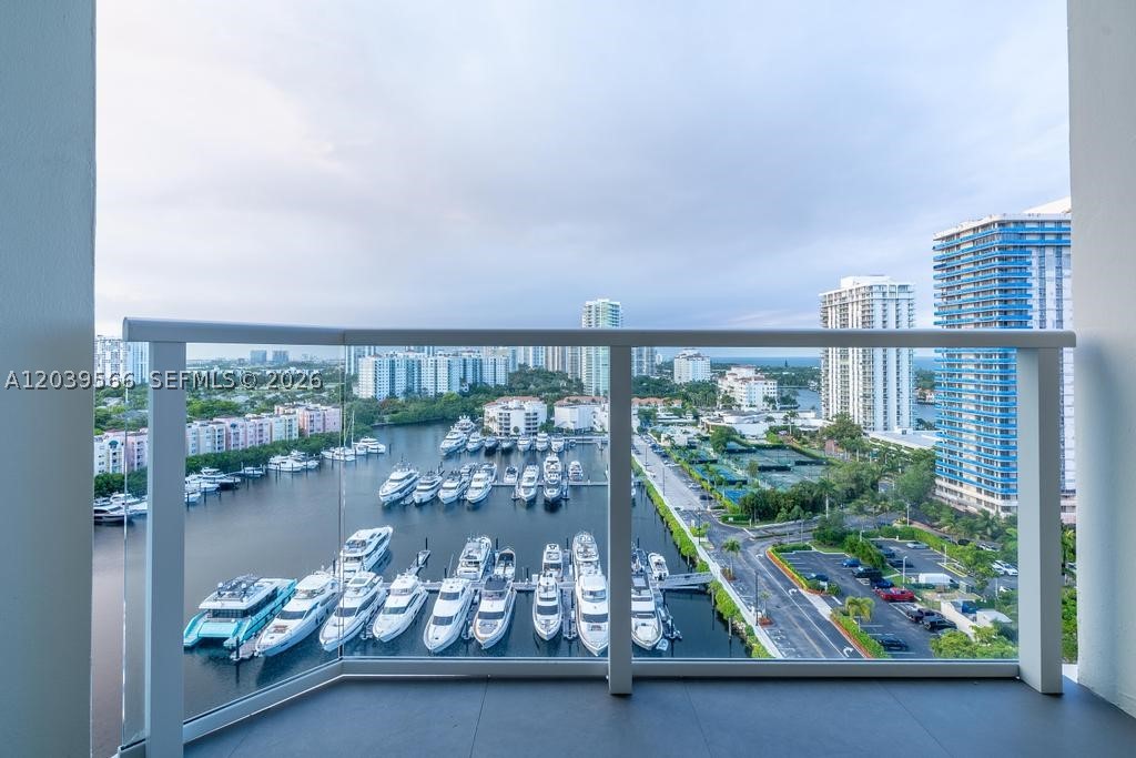 MARINA TOWER CONDO - Residential
