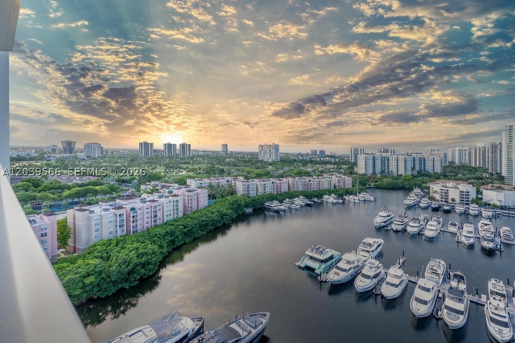 MARINA TOWER CONDO - Residential