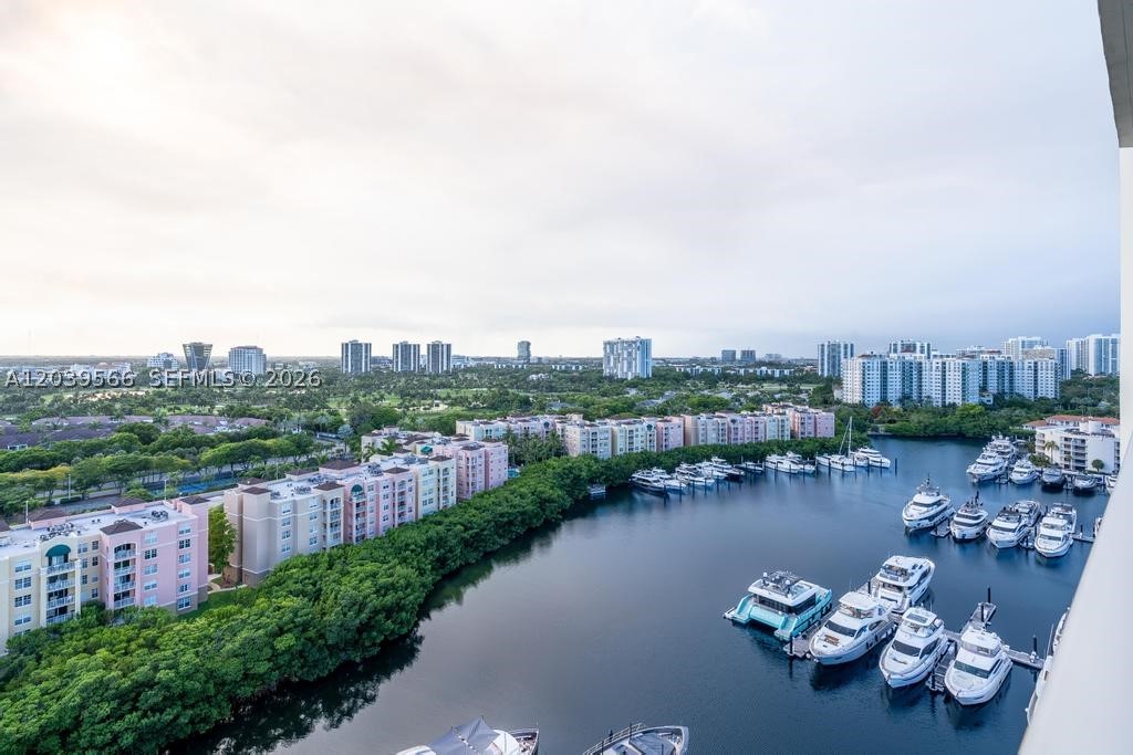 MARINA TOWER CONDO - Residential