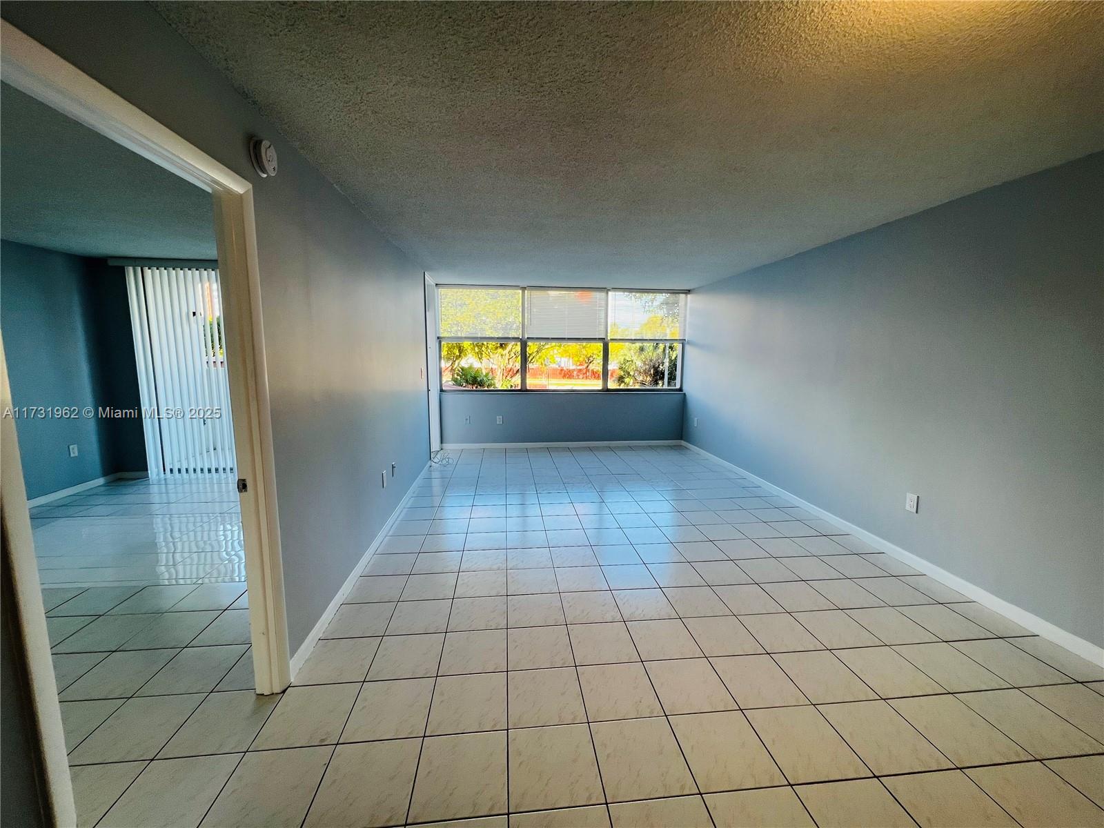 WILSHIRE CONDO - Residential Lease