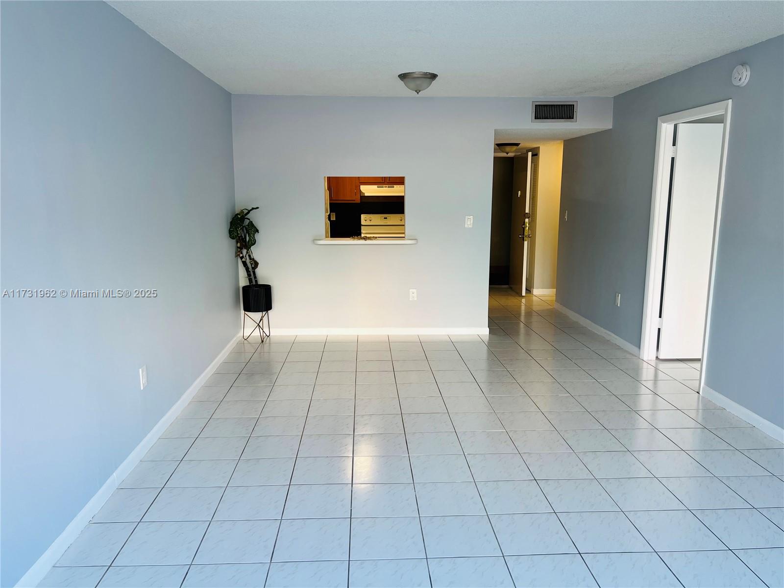 WILSHIRE CONDO - Residential Lease