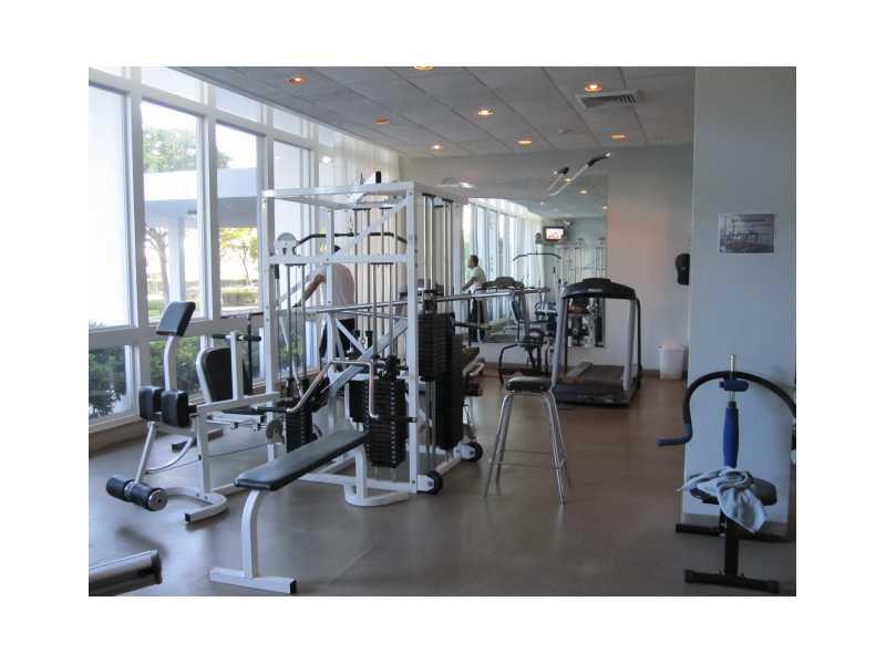 PARKVIEW POINT CONDO - Residential Lease
