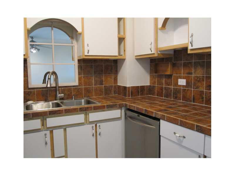 PARKVIEW POINT CONDO - Residential Lease
