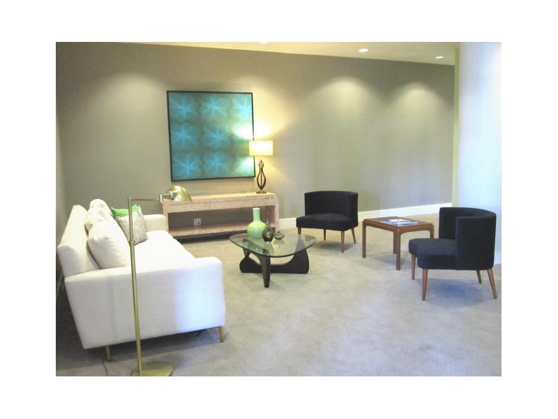 PARKVIEW POINT CONDO - Residential Lease