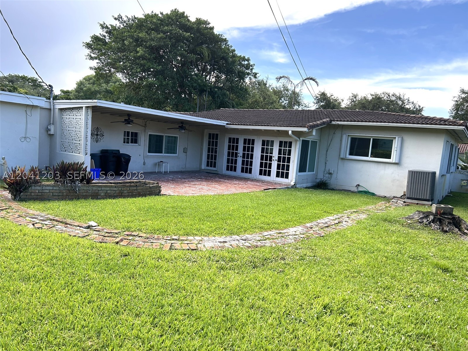 MIAMI SHORES SEC 3 - Residential