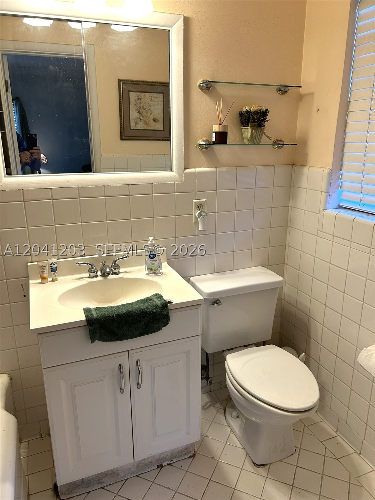 MIAMI SHORES SEC 3 - Residential