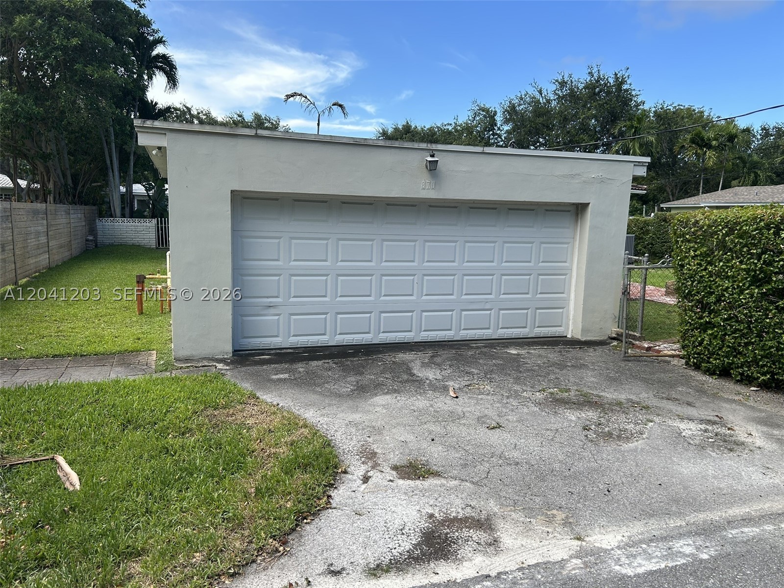 MIAMI SHORES SEC 3 - Residential