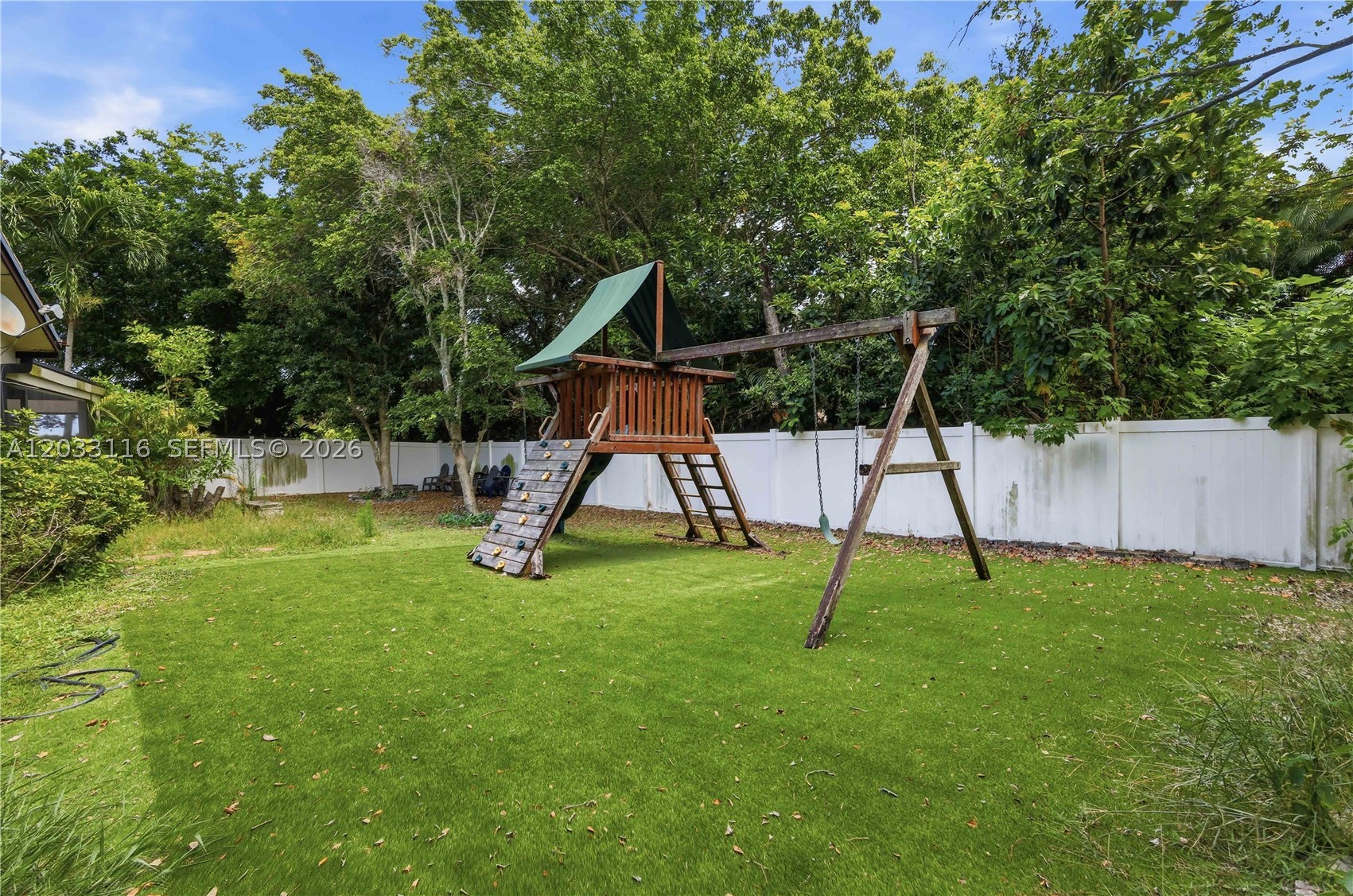 WHITEHORSE ESTATES - Residential