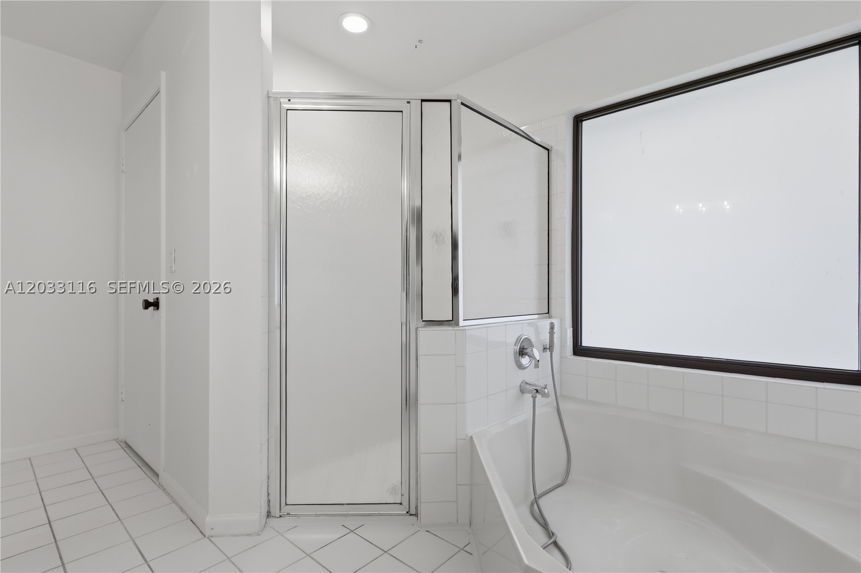 WHITEHORSE ESTATES - Residential