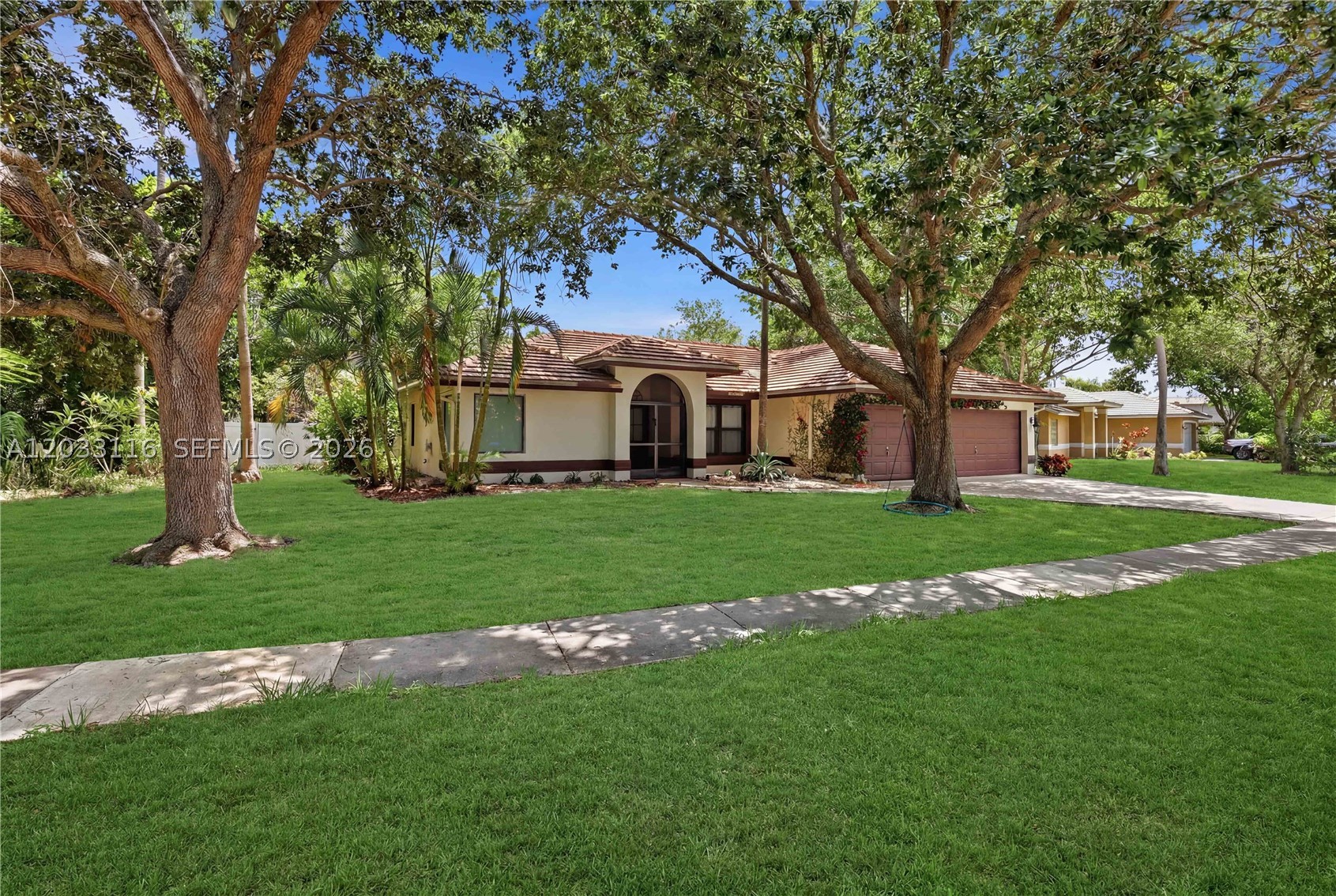 WHITEHORSE ESTATES - Residential