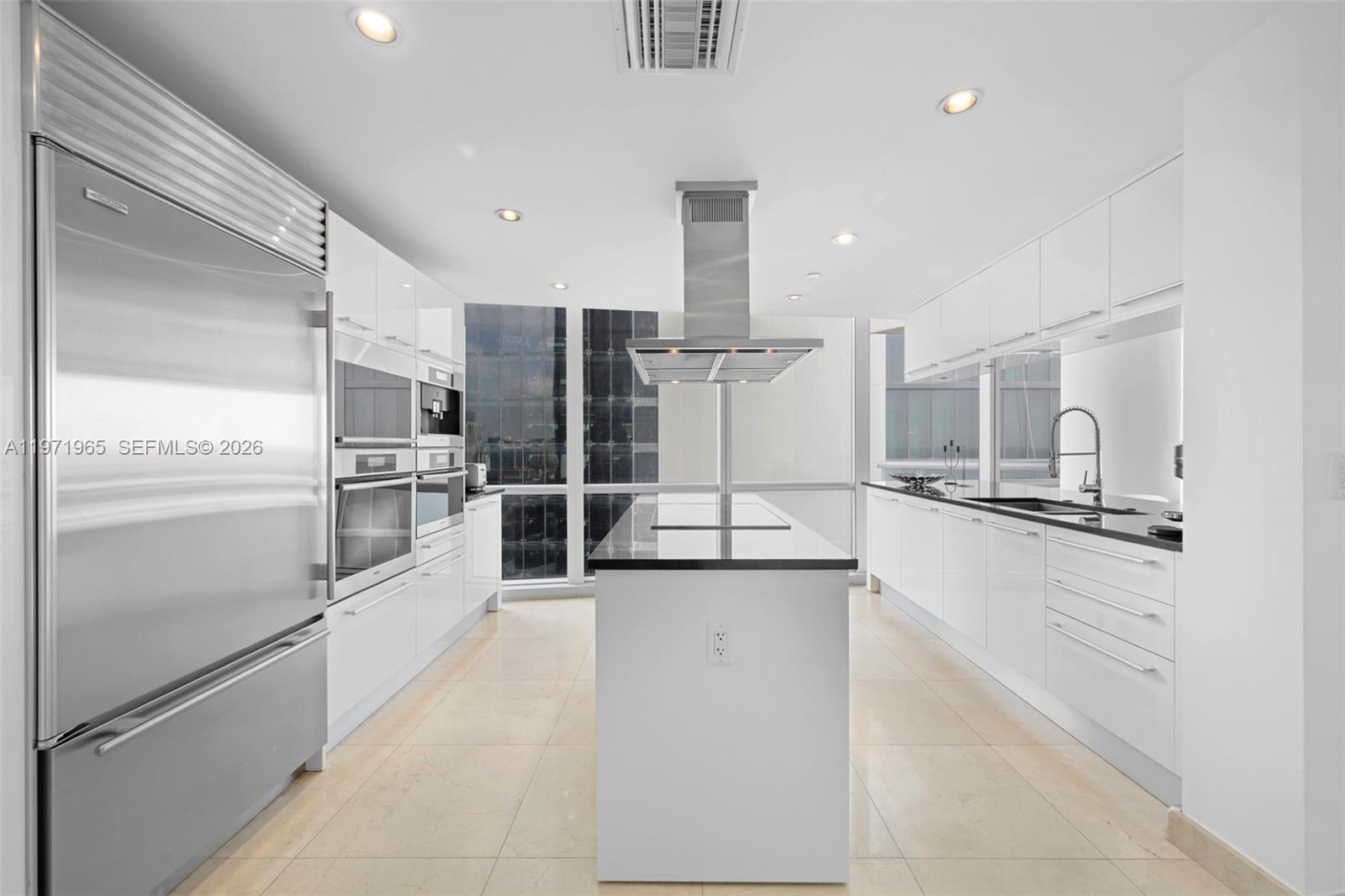 JADE OCEAN CONDO - Residential