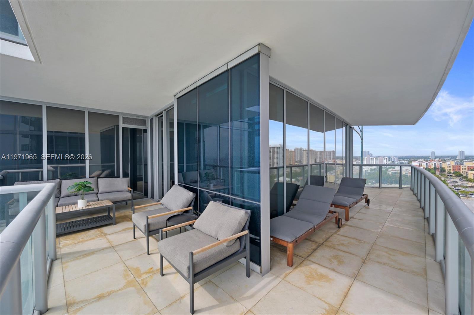 JADE OCEAN CONDO - Residential