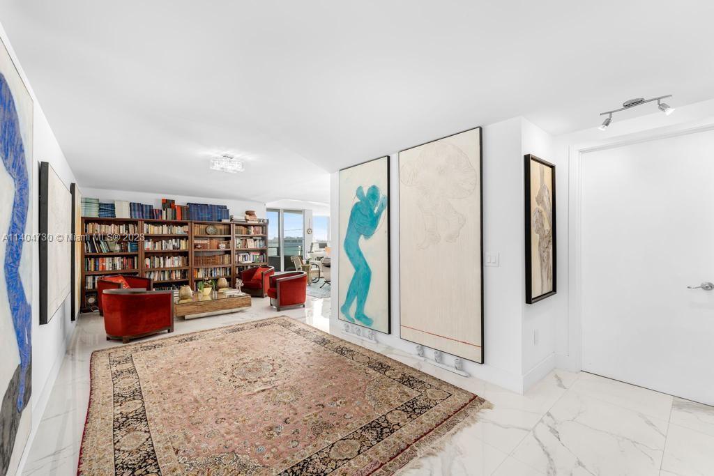 BISCAYNE BEACH CONDO - Residential