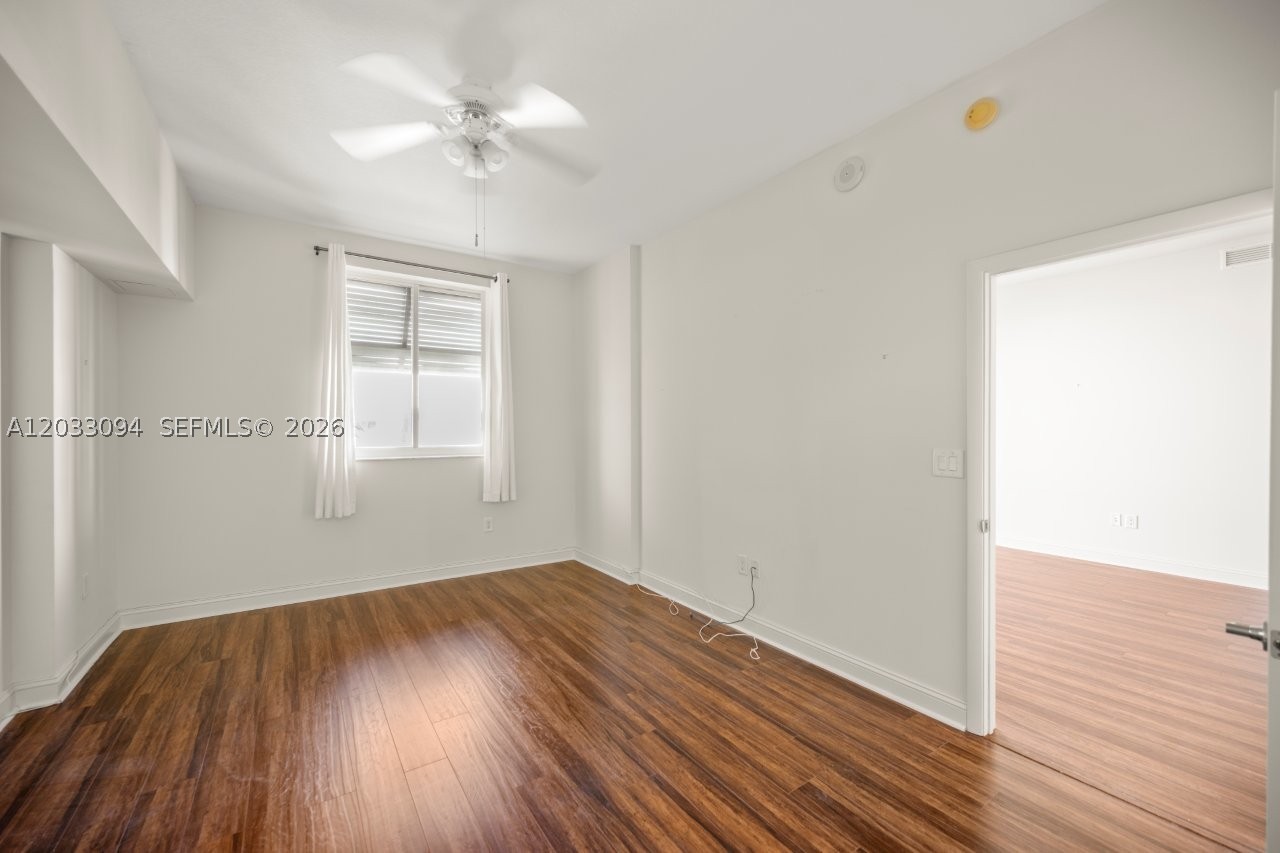 VERANDA CONDO - Residential Lease