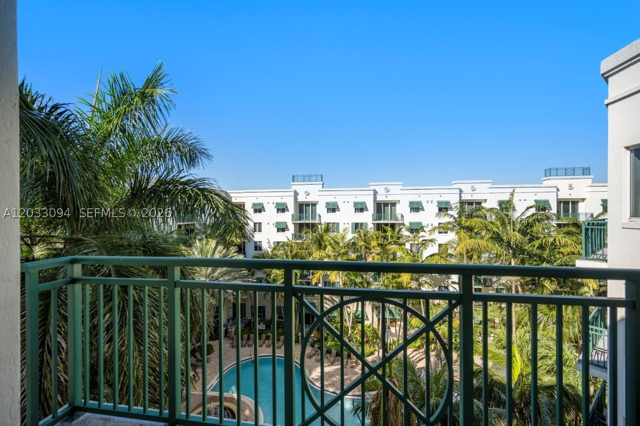 VERANDA CONDO - Residential Lease