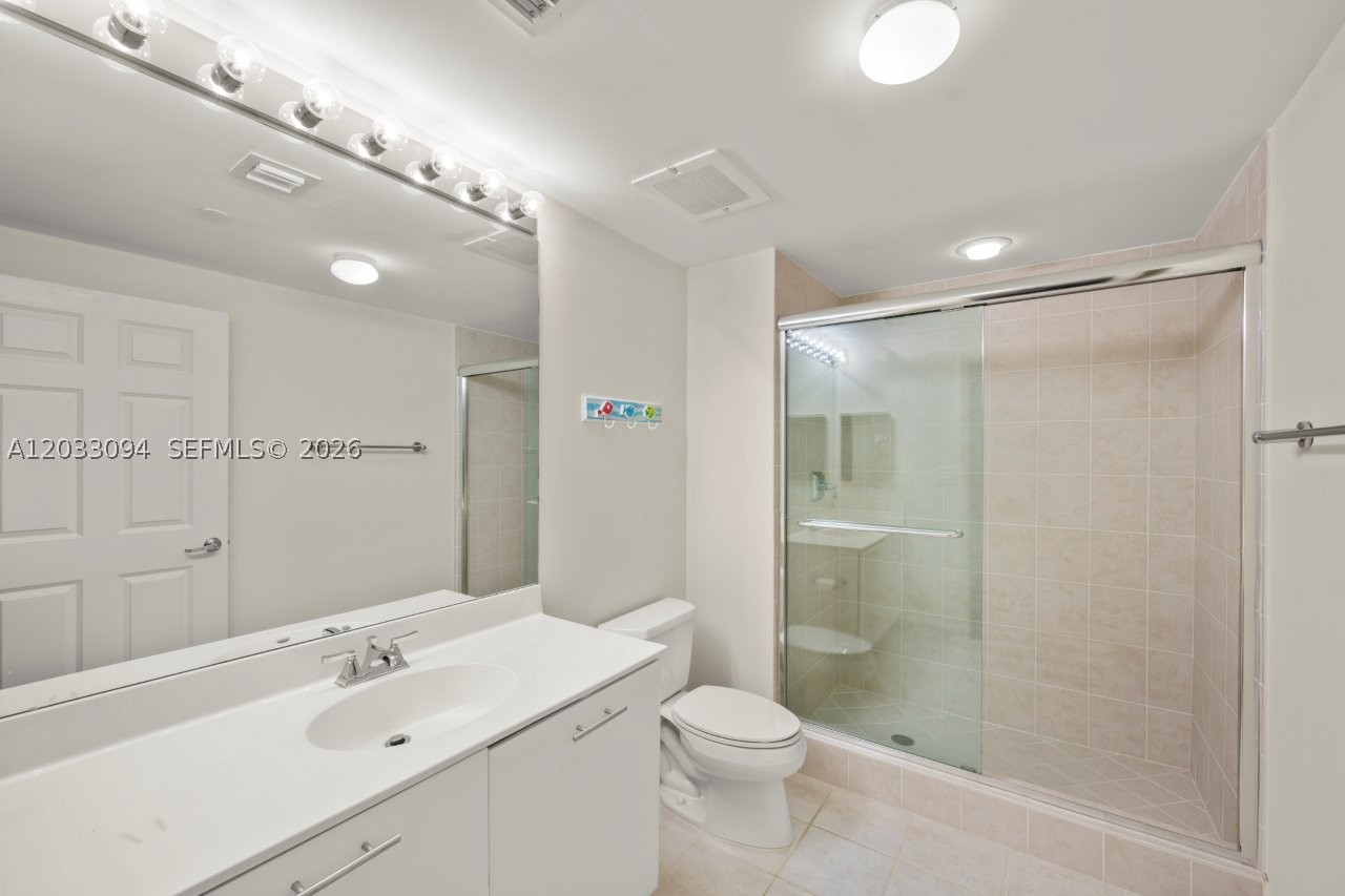 VERANDA CONDO - Residential Lease