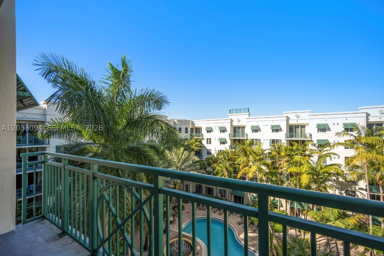 VERANDA CONDO - Residential Lease