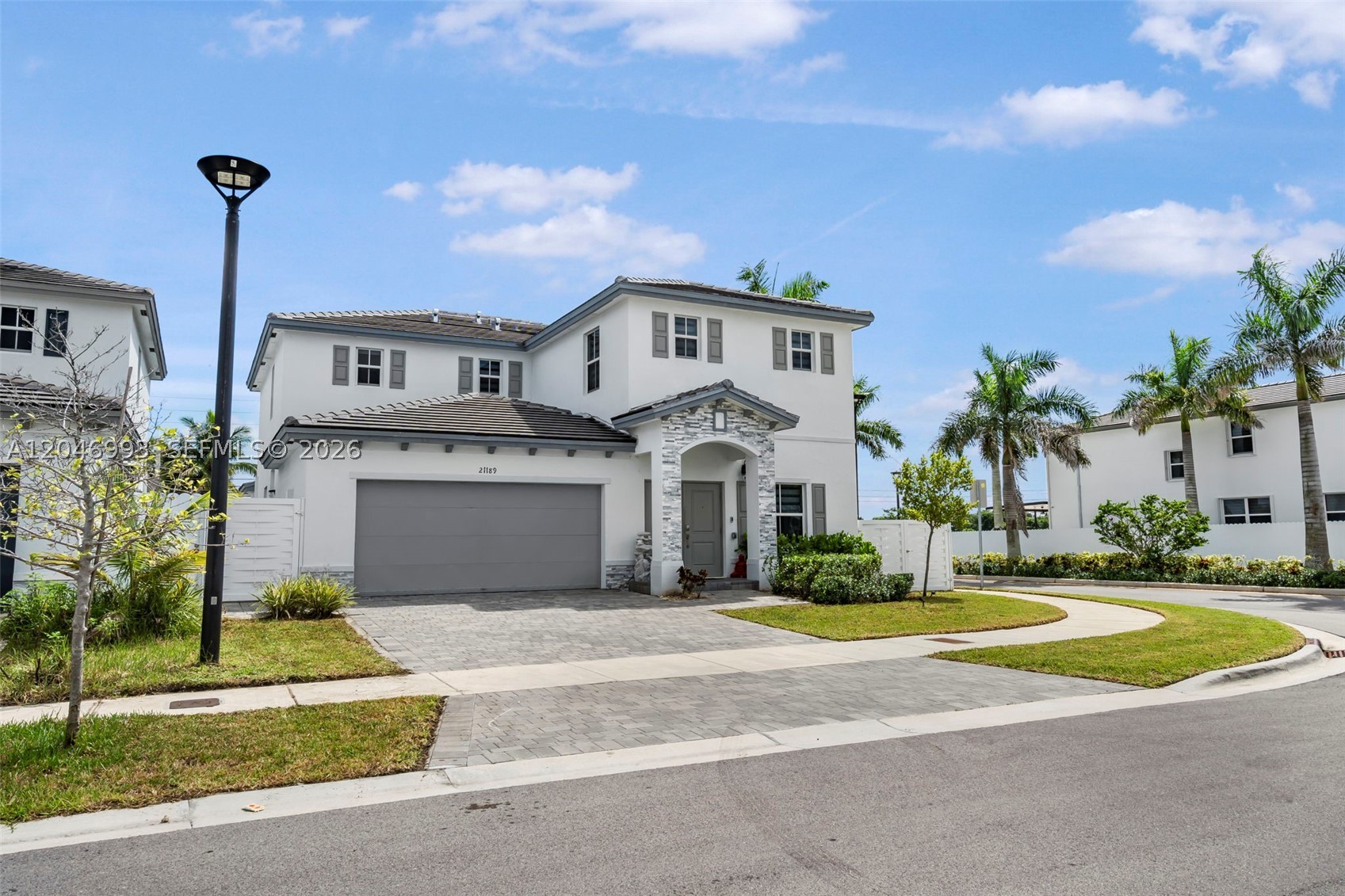 SIENA NORTH - Residential Lease