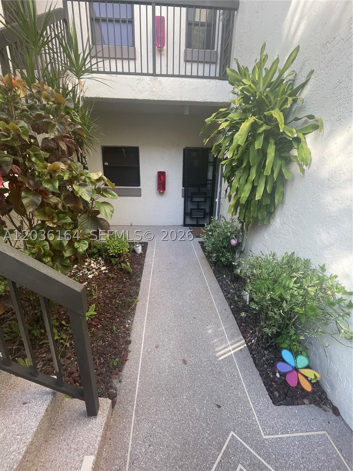 APPLEWOOD VILLAGE III - Residential