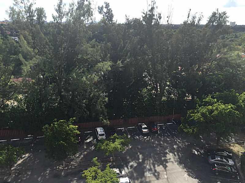 WILSHIRE CONDO - Residential Lease